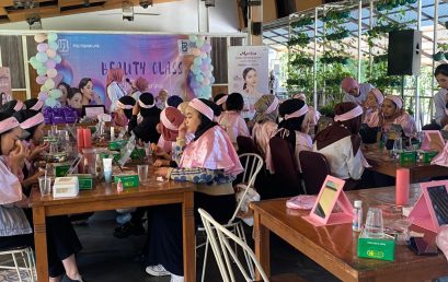 Mahasiswa Administrasi Bisnis 2021 Politeknik LP3I Adakan Beauty Class & Fashion Show bersama Marina